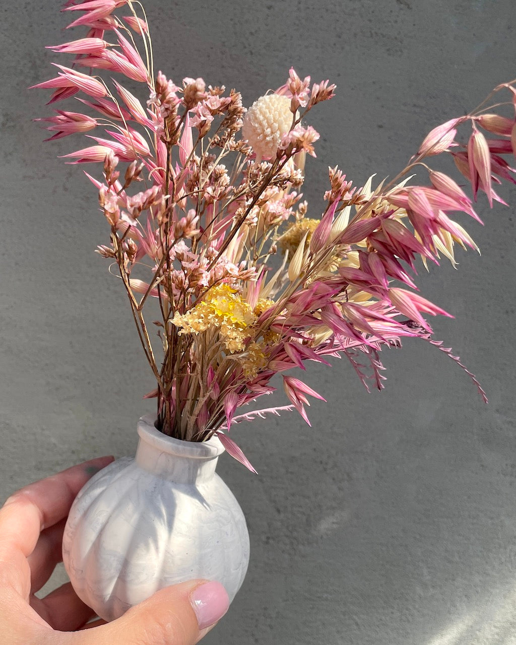 Vas inklusive blommor