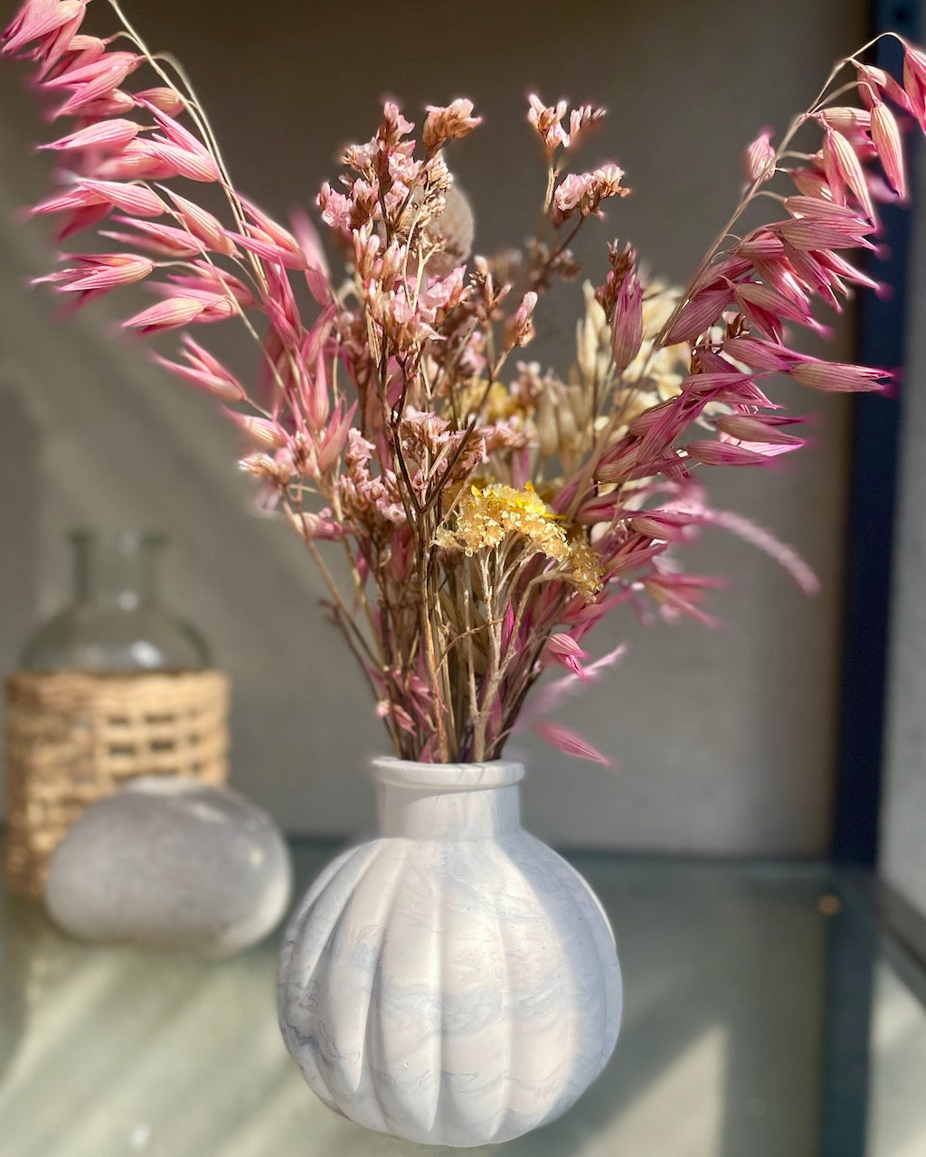 Vas inklusive blommor