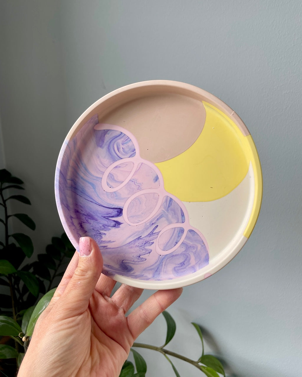 Large round tray - With grey marble