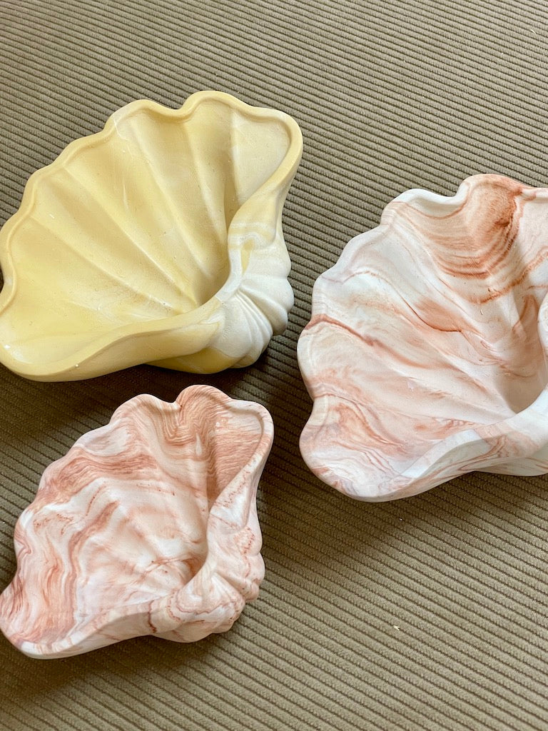 Stor Amy muslingeskal - Terracotta marmor