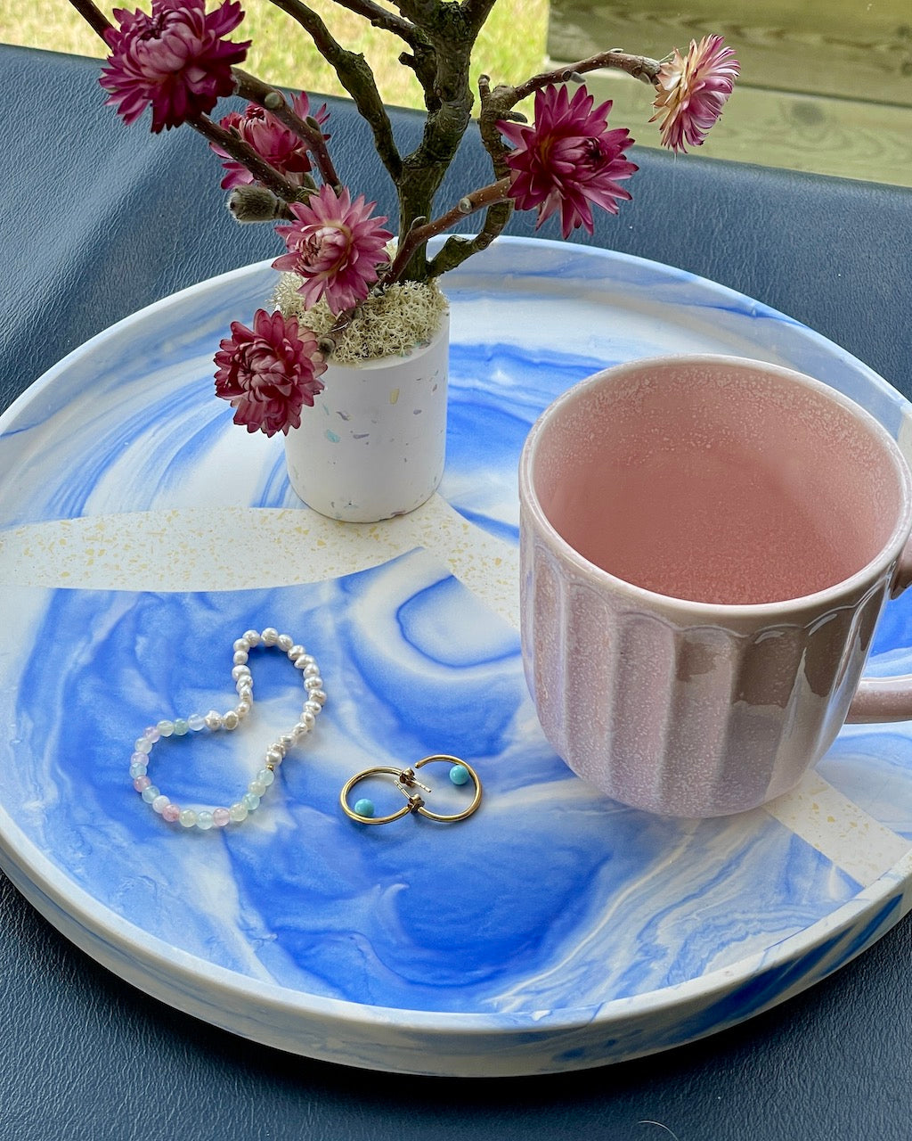 Large round tray - With grey marble