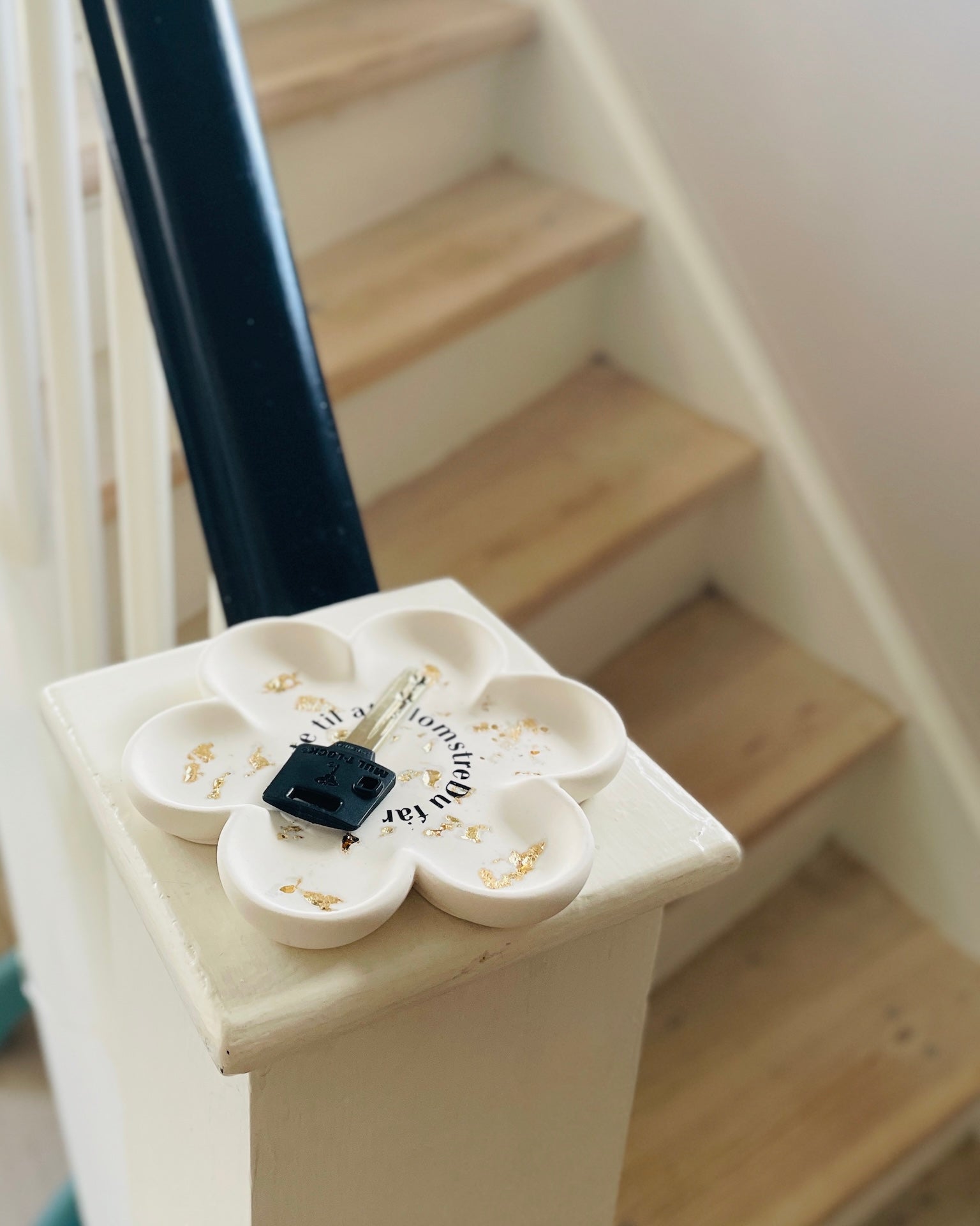 Blomst - Guld med tekst