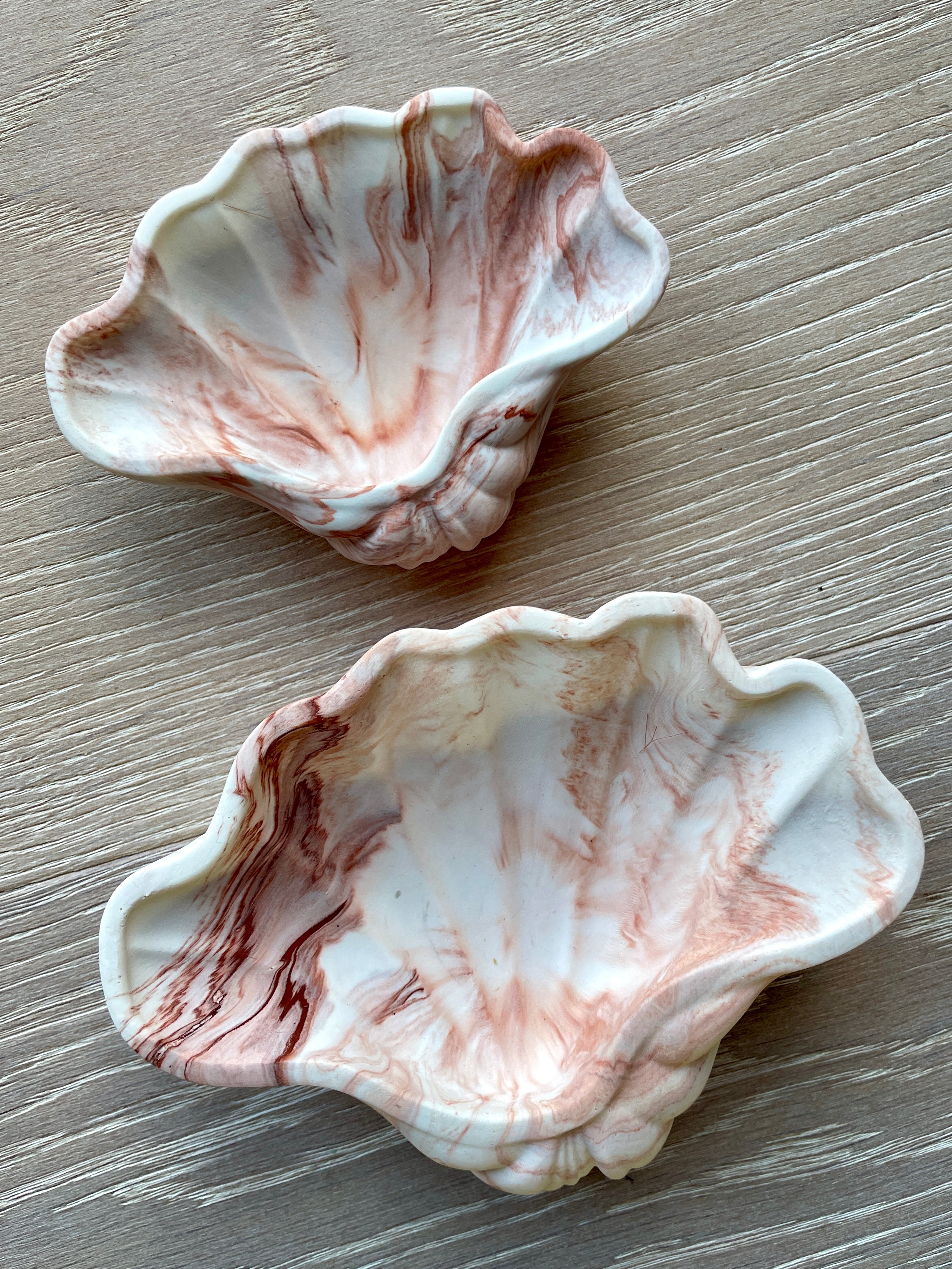 Amy seashell - Terracotta marble 