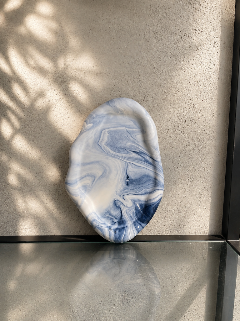 Large round tray - With grey marble
