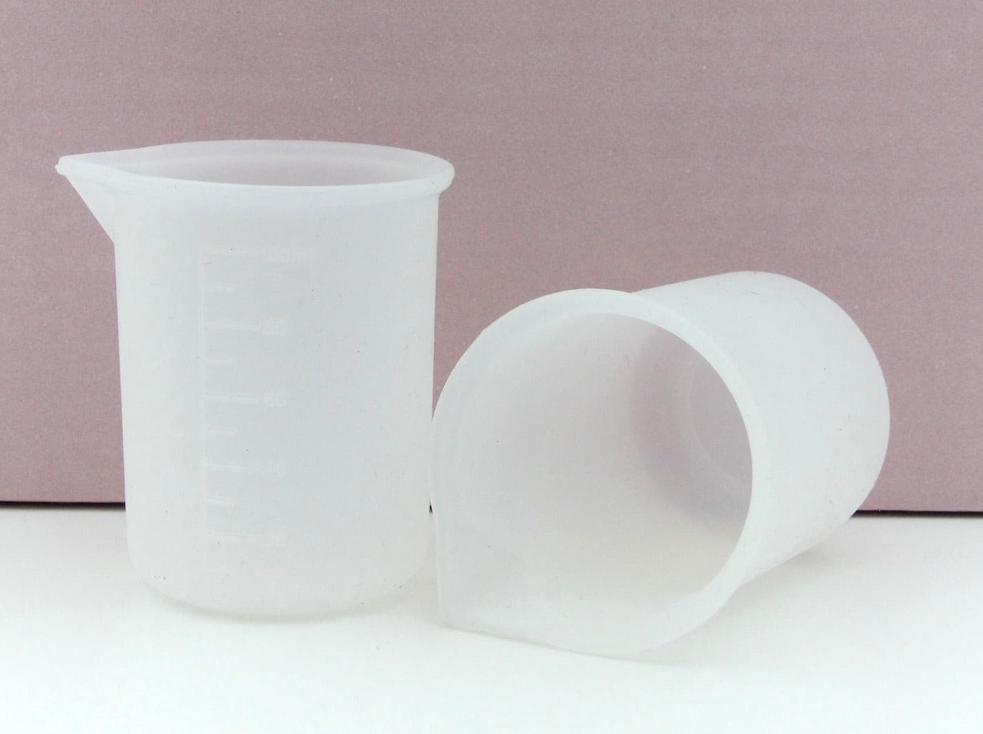 Silicone measuring cup 